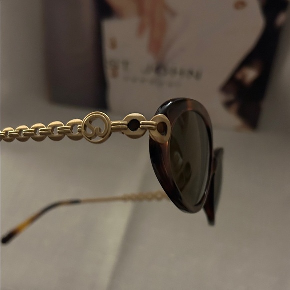 St. John Tortoiseshell Sunglasses with Gold Accents. S-502 TOR - Picture 5 of 5